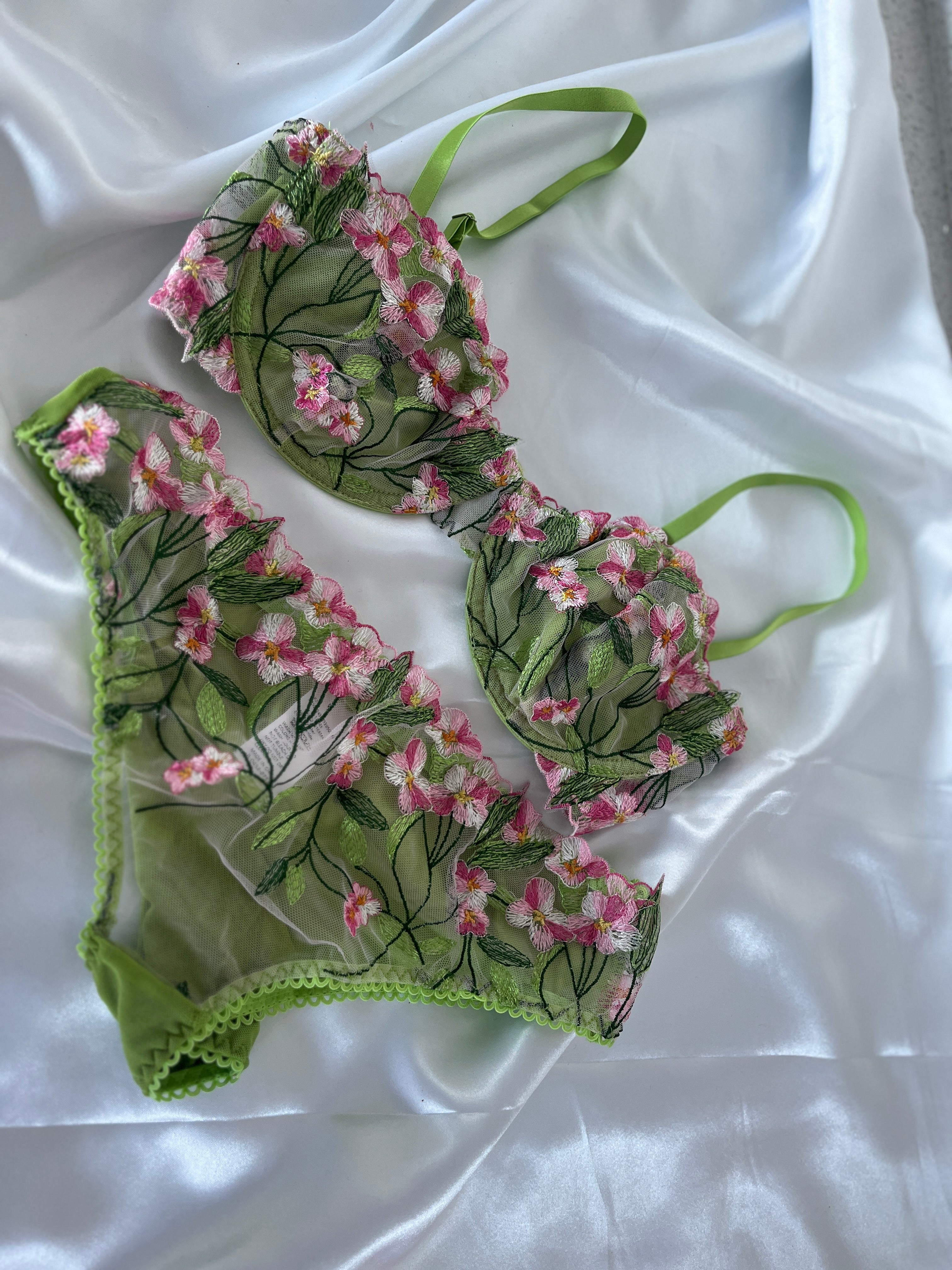 The Eden Romance Lingerie Set
